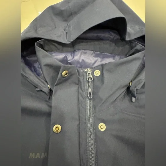 Mammut gortex, Navy Women's Jacket - Picture 11 of 12